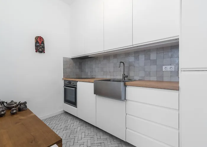 Home2book Sunny Duplex With Private Terrace