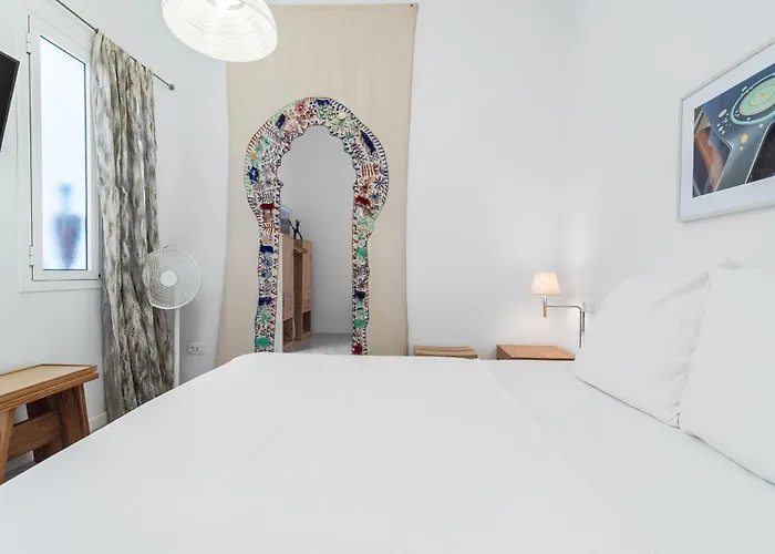 Hébergement de vacances Home2book Sunny Duplex With Private Terrace