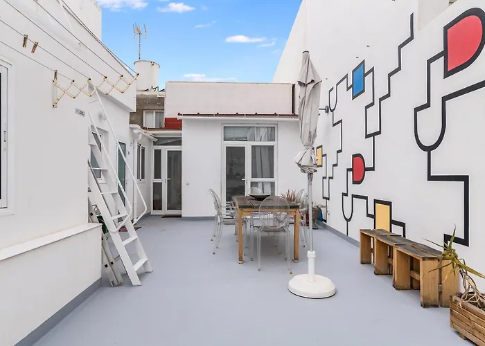 Home2book Sunny Duplex With Private Terrace Hébergement de vacances