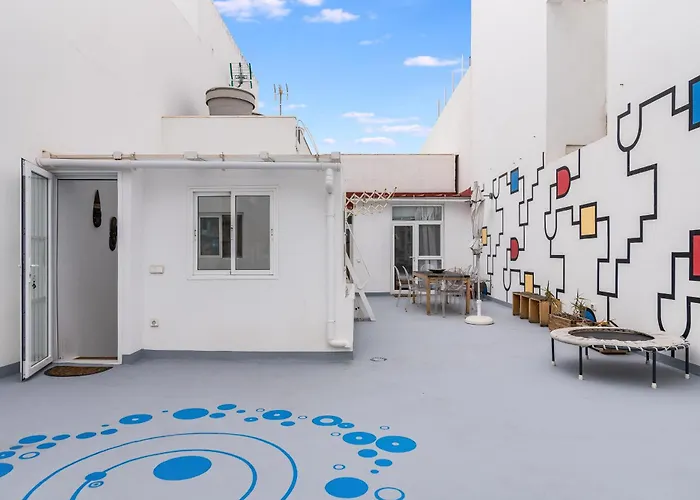 Home2book Sunny Duplex With Private Terrace *